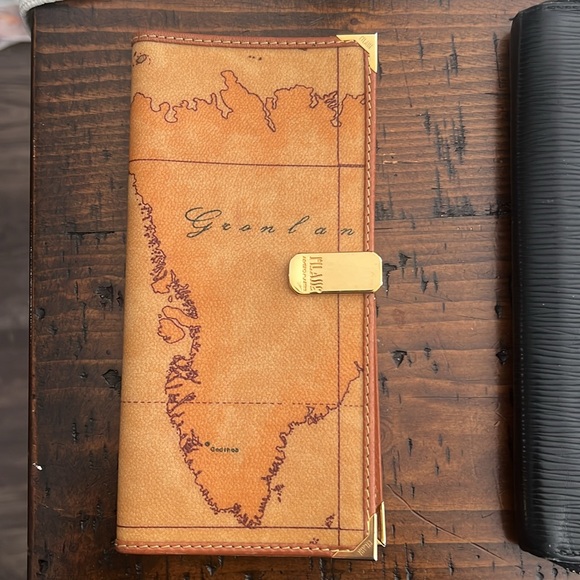 Alviero Martini Travel Bundle- Live Listings As Is - Picture 2 of 5